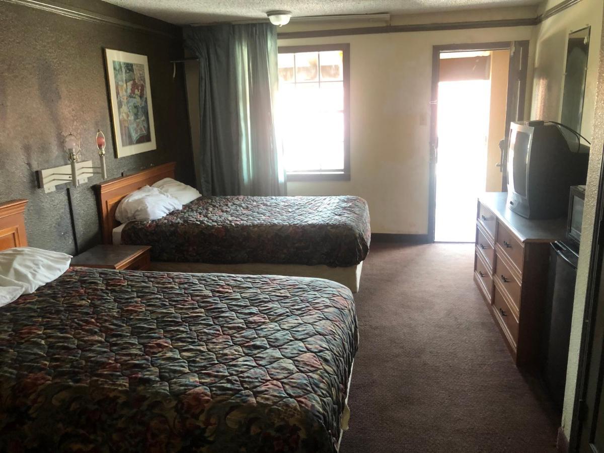 Airport Inn And Suites Tulsa Buitenkant foto